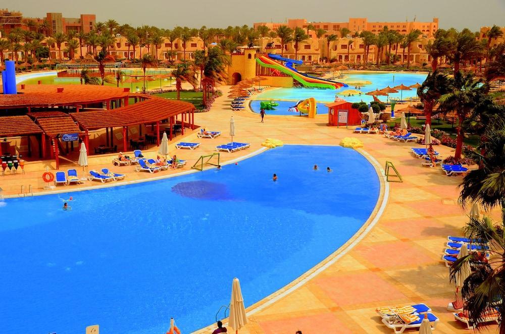 אתר נופש Royal Lagoons & Aqua Park Families And Couples Only הורגהדה
