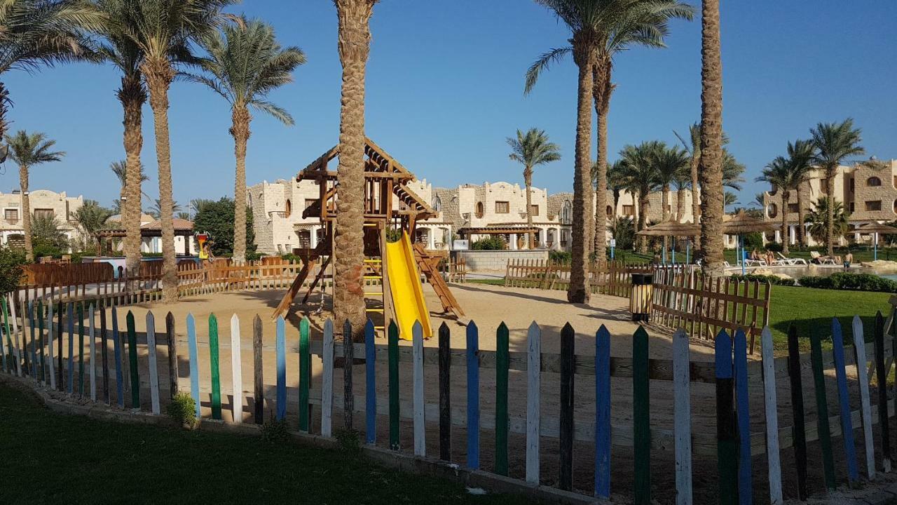אתר נופש Royal Lagoons & Aqua Park Families And Couples Only הורגהדה